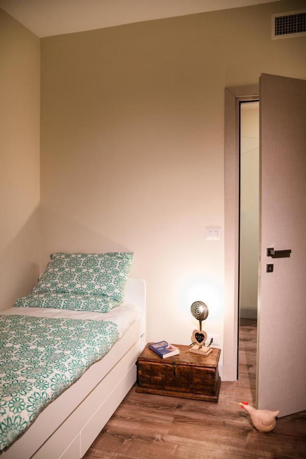 Cosy En Ville Apartment In Aosta Center Exterior photo